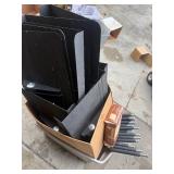 Parts for about 14/16 music stands.