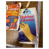 Box of paint brushes,turbo washer , gloves