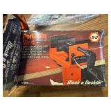 1001 fastener kit and Blavk n Decker Porta Vise
