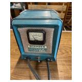 vintage Schauer B3612 battery charger, powers up