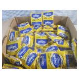 (B-1) Box Full of Honey Grahams Cra...