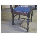 (BR1) Vintage Wood Needlepoint Seat...