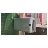 Haier Portable Electric Air Conditioner – New (Out of Box) : Dimension of 33"H x18"W x15"l)