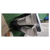 Haier Portable Electric Air Conditioner – New (Out of Box) : Dimension of 33"H x18"W x15"l)