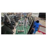 EZ Way Stands 400LB Capacity (Used and battery needs recharging)