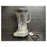 KitchenAid KSB560MC1 Household Blender - 120V 60Hz 6A With Jar & Accessories