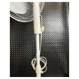 Midea FS40-8M Stand Fans - 120V 60Hz 0.37A, Pair