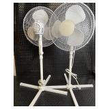 Midea FS40-8M Stand Fans (Lot of 2)