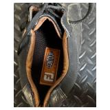 FootJoy Contour Casual Golf Shoes 9M & Legends Cap & Titleist Pro V1 Ball & Masters Towel & Socks