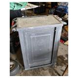 Rubbermaid Utility Cart with Drawer and Cabinet - Cracked Drawer, Difficult to pull out