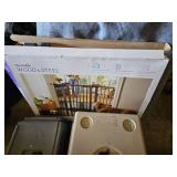 Munchkin Wood & Steel Baby Gate, Pet Carriers, and Miscellaneous Items