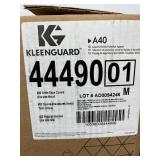 MSRP $400 400/CS NEW KLEENGUARD A40 SHOE COVERS WHITE, HIGH GRADE LIQUID & PARTICLE PROTECTION, NON SKID/SLIP, CLEANROOM LAB MEDICAL USE - ONE FITS ALL