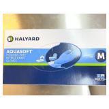 MSRP $300+ 10 BOXES HALYARD 43934 AQUASOFT POWDER-FREE NITRILE EXAM GLOVES (M) - ULTRA-THIN FORMULATION, CHEMOTHERAPY TESTED, DUAL-OPENING BOX DESIGN - EXP 10/27 OR LATER - CLINIC/RESALE READY!