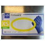 MSRP $300 10 BOXES XS NITRILE GLOVES MIXED LOT *4 MEDLINE FITGUARD HIGH SENSITIVTY & DRUG PROTECTION *2 MEDLINE SENSICARE SOFT STRETCH & TACTILE FEEL *1 MIDWAY HIGH DEXTERITY FOR PRECISION *3 