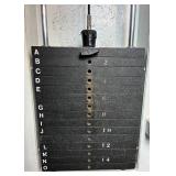 Cybex Eagle Abdominal Machine