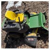 John Deere Eztrak Zero Turn Riding Lawn Mower with 54" Cutting Deck Model Z445C