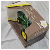 1:16 John Deere 3010