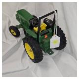 1:16 John Deere 6200 Tractor