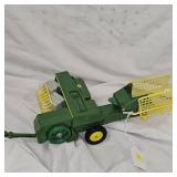 1/16 John Deere Baler