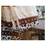 Blankets & Flannel Sheets