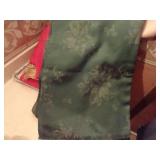 Red & Green Christmas Linens