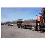 1995 Ford L9000 Flatbed With Mounted Fassi F330 Knuckle Boom Crane