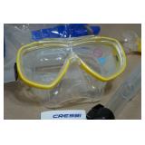 Cressi Adult Rondine Palau Fin Snorkel Set - Fin Size S/M