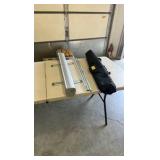 32” Tradeshow banner stand