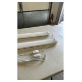 Pair of 4 ft linkable wraparound shop light