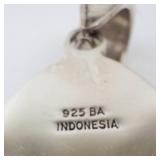 Suarti Sterling Silver Teardrop Pendant - Mother of Pearl