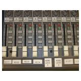 Mackie CR1604-VLZ 16-Channel 4-Bus Compact Analog Mixer