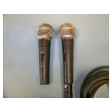 (2) Shure SM58 Professional XLR Dynamic Vocal Microphones / Mics for Live Performance, Studio Recording, Podcasting & Broadcasting with XLR Cable and Soft-Sided Shure Case