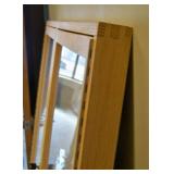 Quartet Glass Encased Lockable Wall Hanging Bulletin Board with Keys