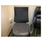 (3) Office / Desk Chairs on Wheels