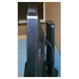 30" HP (Hewlett Packard) Z30i Widescreen LED Backlit LCD Computer Display/ Monitor with HP LCD Speaker Bar (OP-090003)