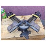 Vintage STANLEY No. 400 Cast - Corner Vise - Appears Good!