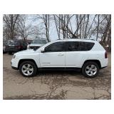2015 JEEP COMPASS LATITUDE *4x4 | No Accidents Reported* (NO RESERVE)
