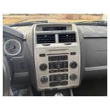 2009 FORD ESCAPE XLT *4x4 | 118k Miles* (NO RESERVE)