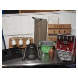 Kitchen Decor and Supplies