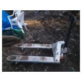 Crown PTH pallet jack