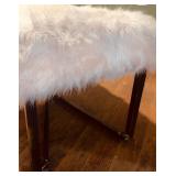 Pink iconic home Marilyn fur bench