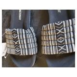 New Minnetonka Moccasin Women
