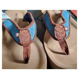 New Minnetonka Moccasins Women