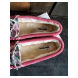 New Minnetonka Moccasin Women