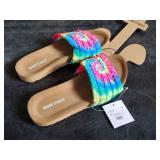 New Minnetonka Moccasins Women