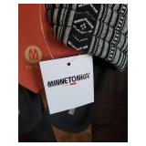 New Minnetonka Moccasin Women