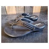 New Minnetonka Moccasin Women