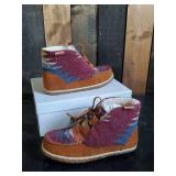 New Minnetonka Moccasin Unisex Torrey Brown Multi Shoes Size 7m