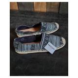 New Minnetonka Moccasin Women