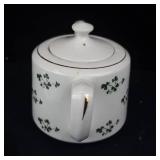 Carrigaline Pottery Co. Ireland Clover Pattern Teapot & Plate Set